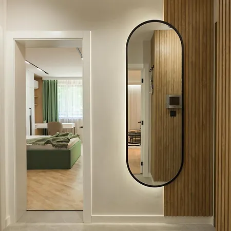 アパート Modern In Center I Steps From By Flat Mаnаger ヴァルナ