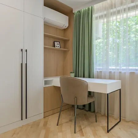 Apartment Modern In Center I Steps From By Flat Mаnаger