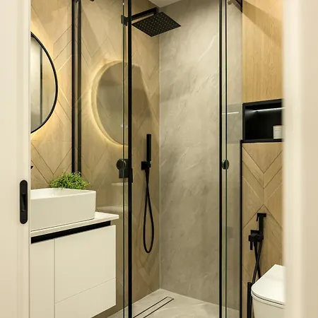 Modern In Center I Steps From By Flat Mаnаger Apartment *