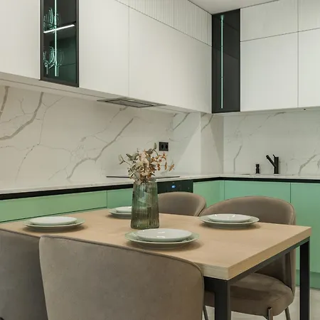 Apartment Modern In Center I Steps From By Flat Mаnаger